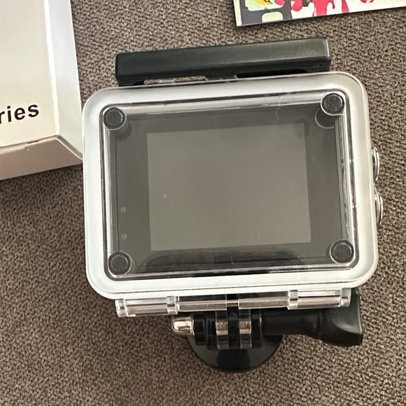 SOOCOO Action Camera Set - Picture 2 of 9